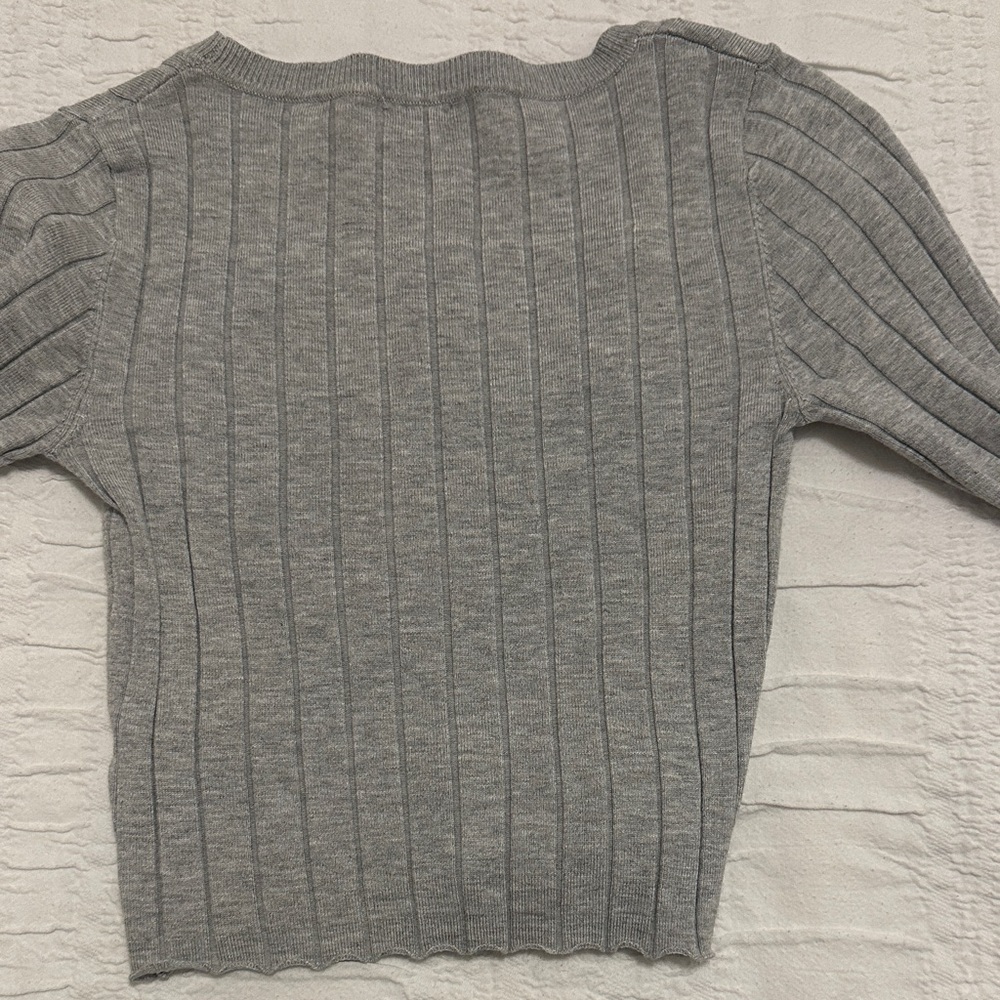 Garage Gray Ribbed Top - Picture 5 of 5
